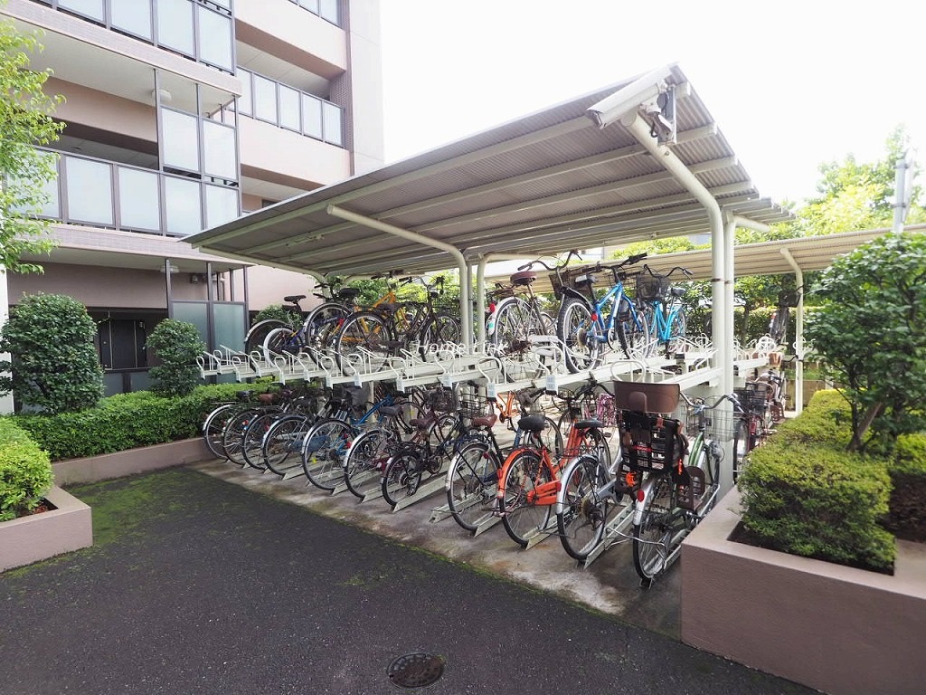 ダイアパレス南鳩ヶ谷グランエール　駐輪場