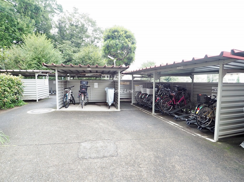 板橋中台マンション　駐輪場