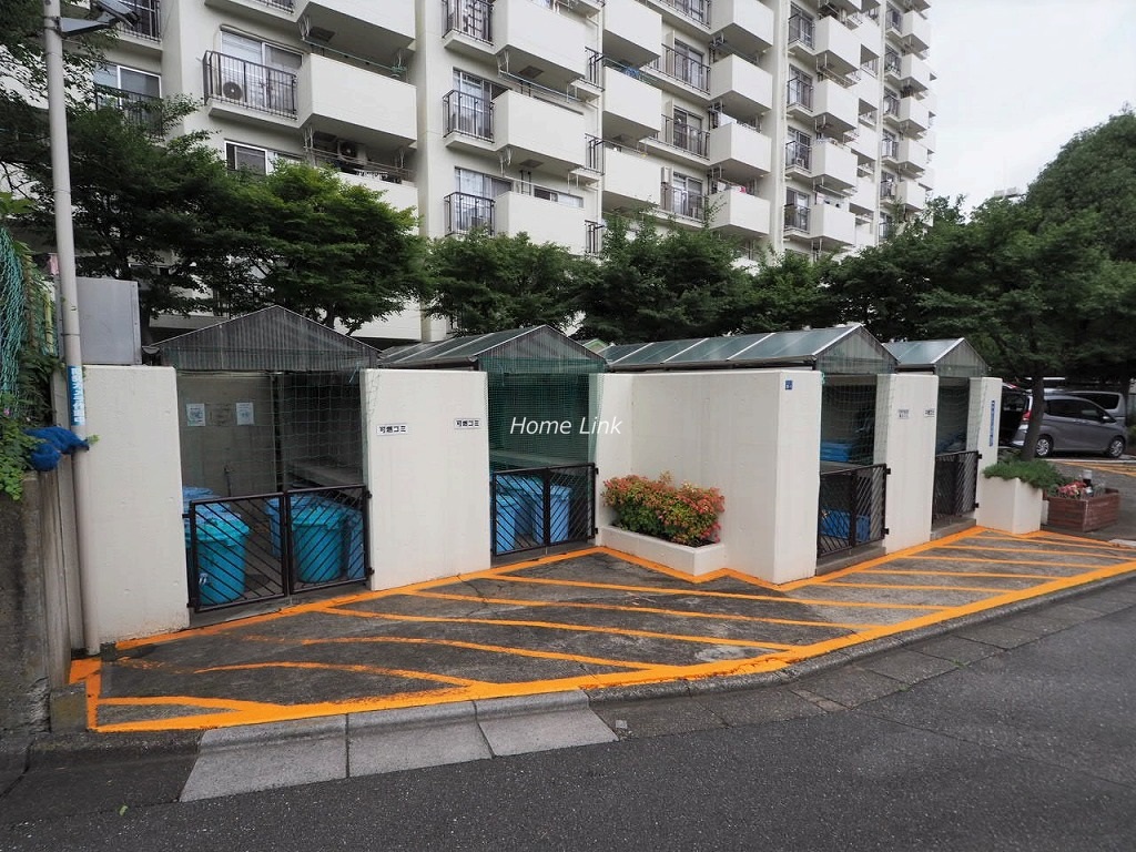 板橋中台マンション　ゴミ置き場