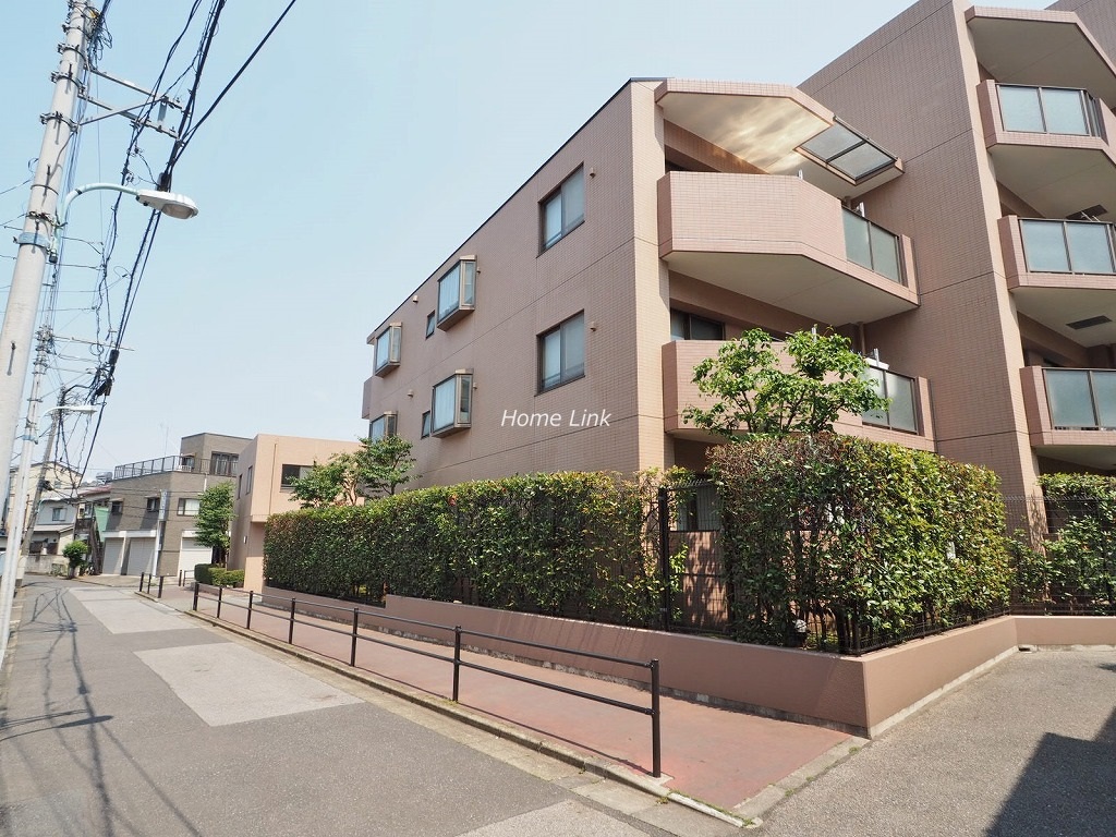 ルピナス赤塚ツインズガーデン壱番館　外観