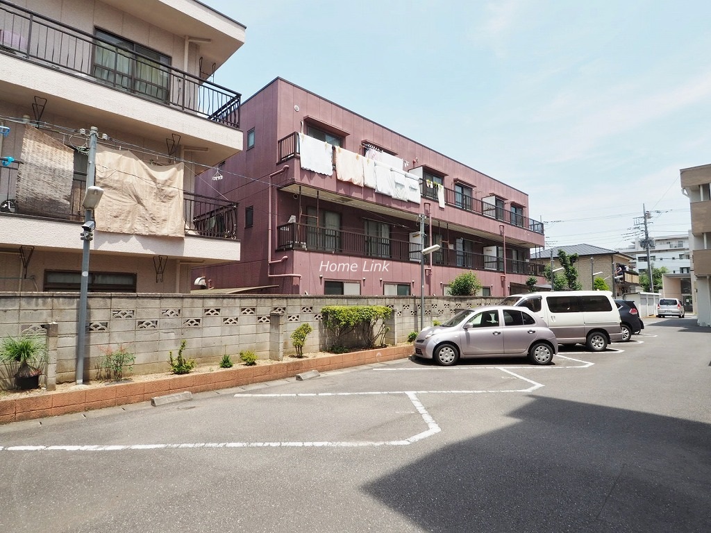 東久蓮根ハイツ　駐車場