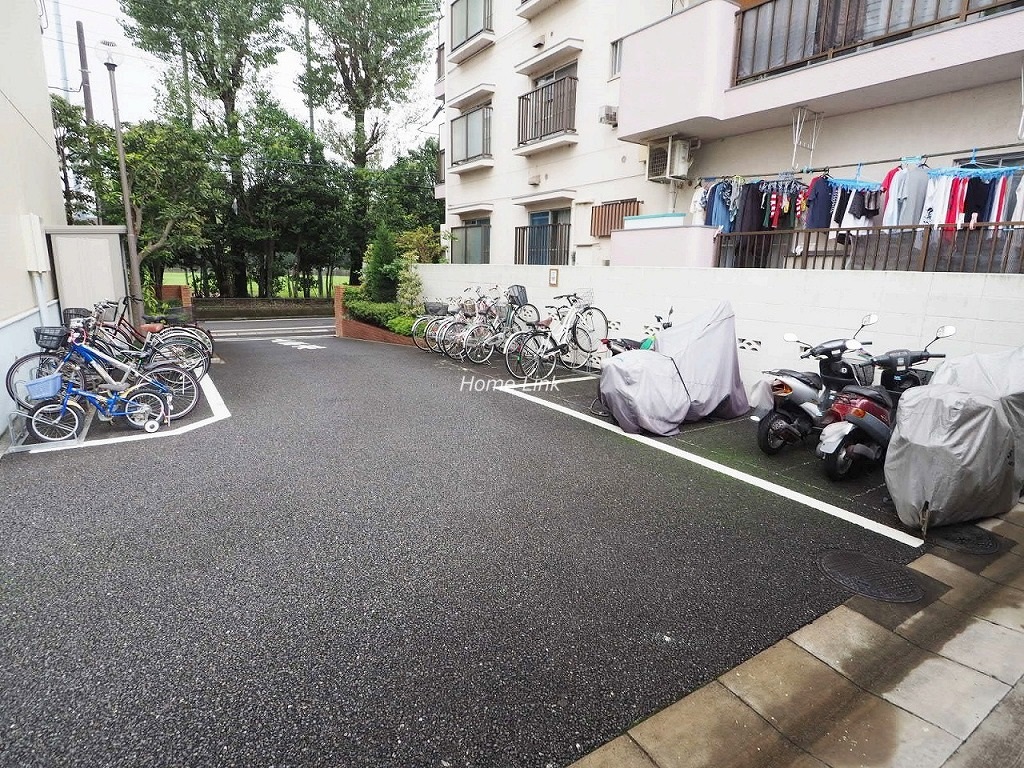 東武高島平サンライトマンション　バイク置場