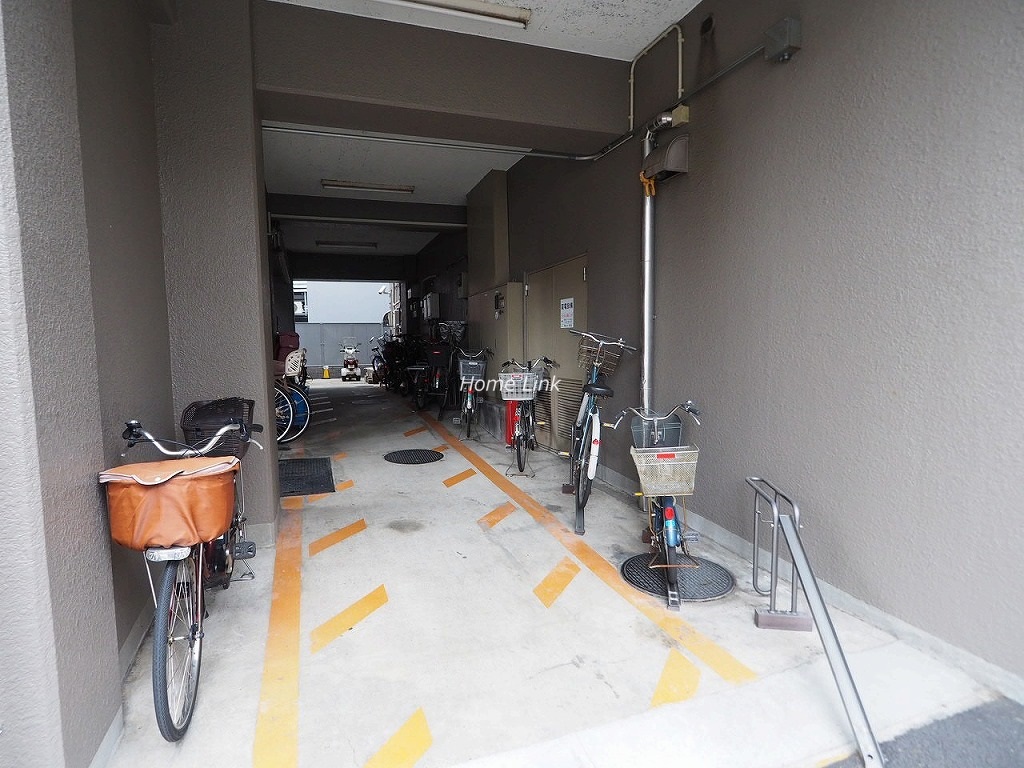 板橋本町アーバンライフ　駐輪場