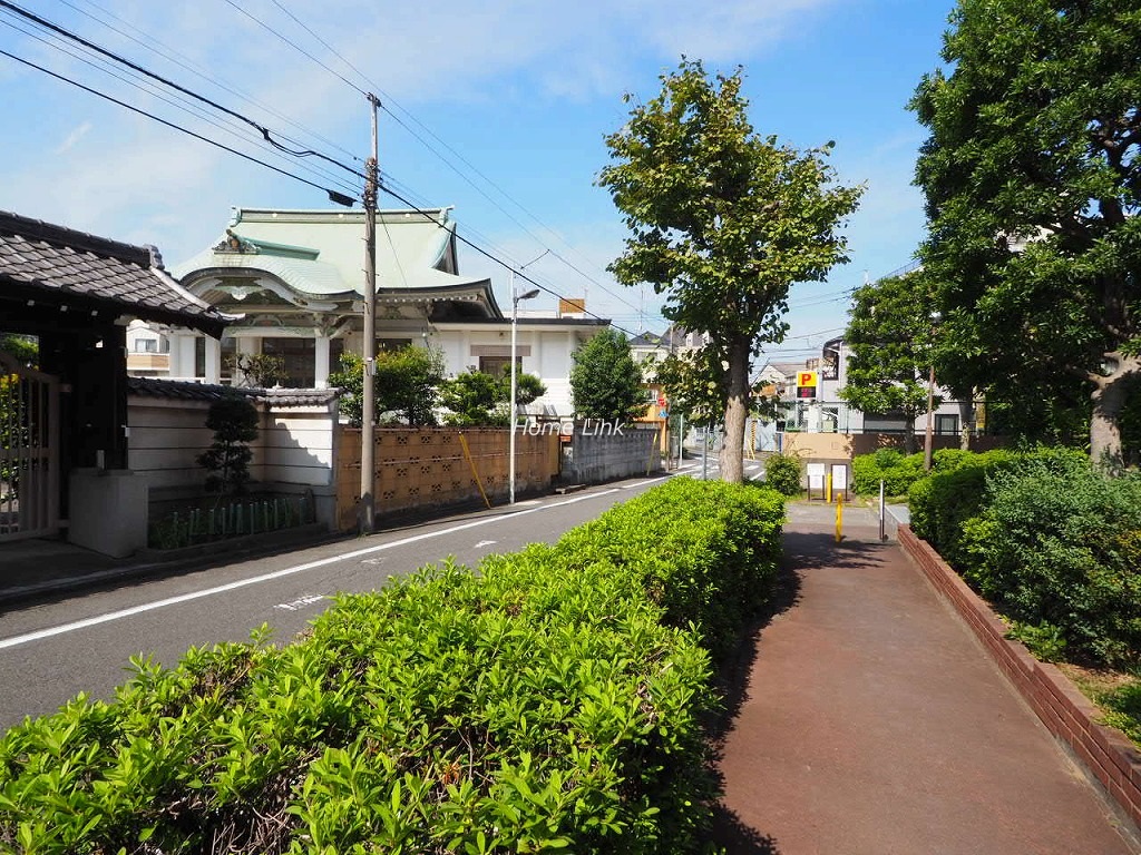 洋伸小豆沢公園マンション 前面道路