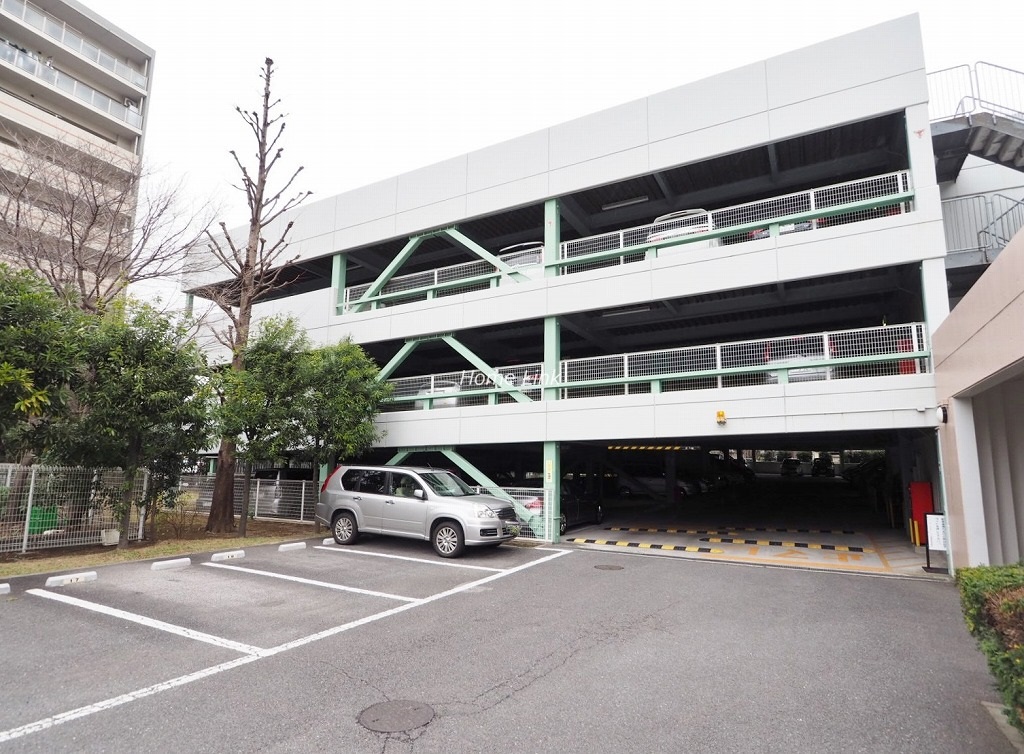 パーク・エステート上板橋 駐車場