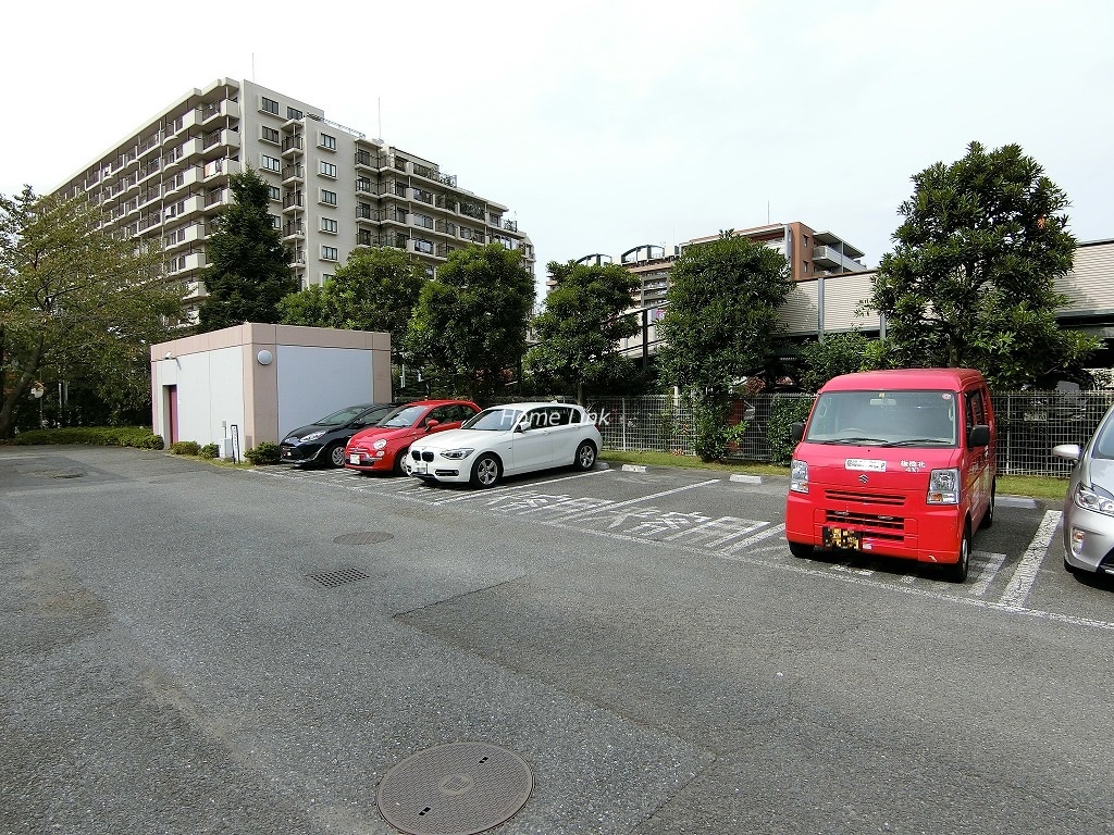 パーク・エステート上板橋 来客用駐車場