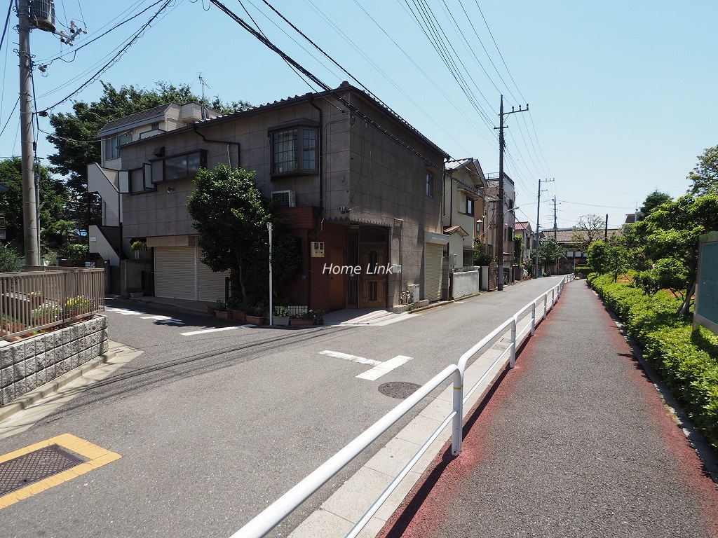 パーク・エステート上板橋 前面道路歩道