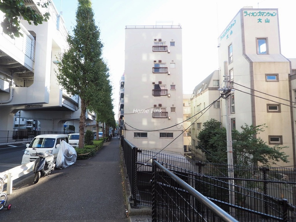 ライオンズマンション大山　外観
