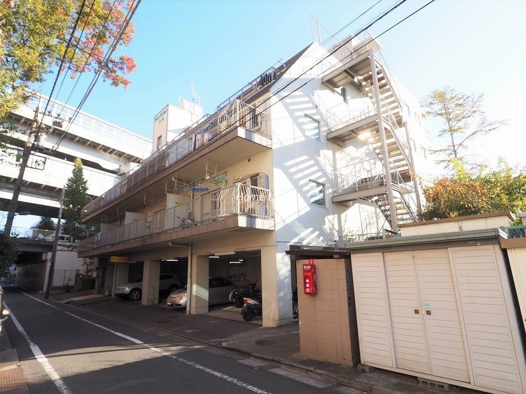 ライオンズマンション大山　外観