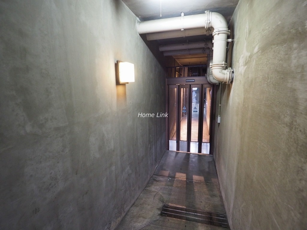 ライオンズマンション板橋中丸町 共用部通路