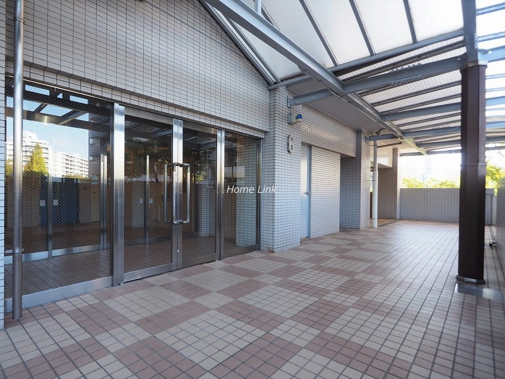 リプレ川口一番街6号棟　エントランス