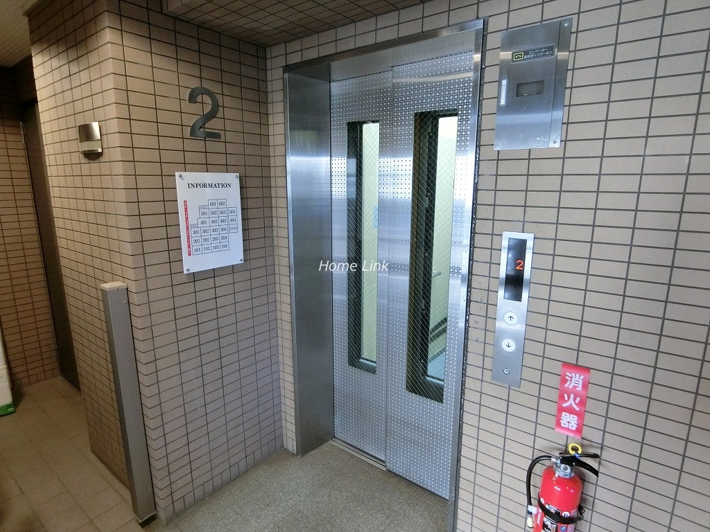 日神パレステージ東武練馬台東館　エレベーター