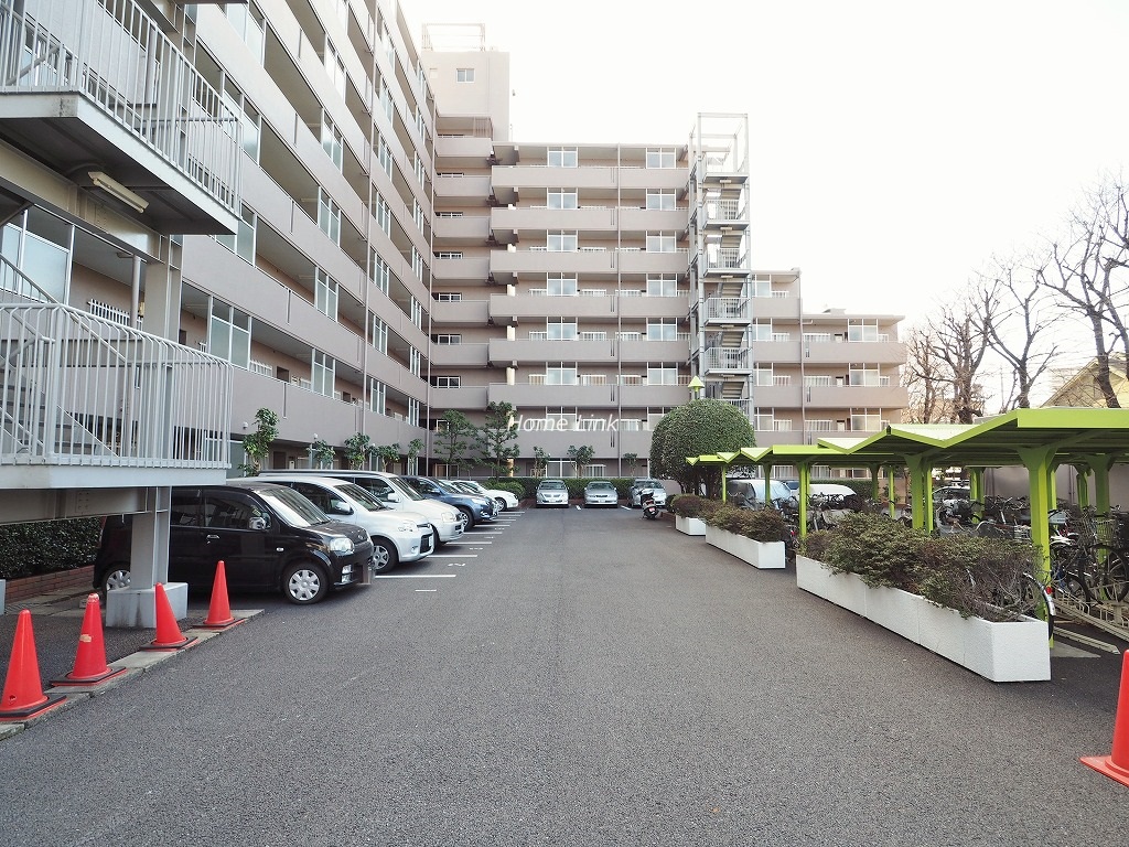 東急ドエルアルス成増　駐車場