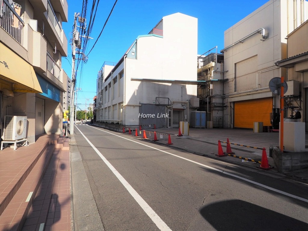 あずさわグランドハウス 前面道路