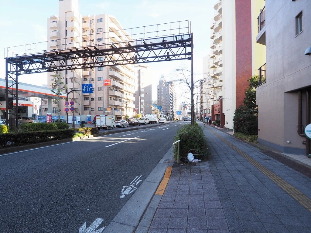アトラス大山 前面道路歩道