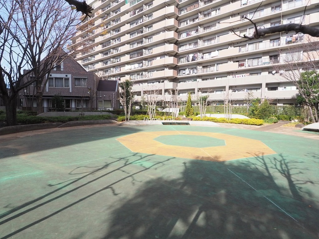 グランスクエア一橋学園弐番街 共用部広場