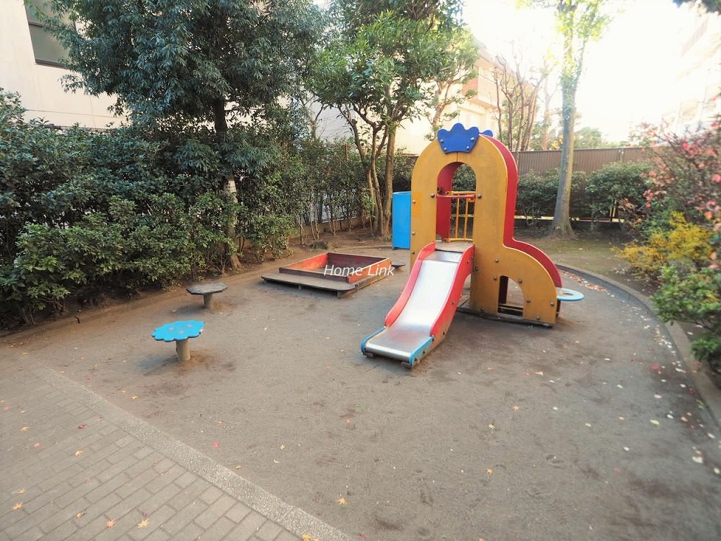 グランスクエア一橋学園弐番街 共用部公園