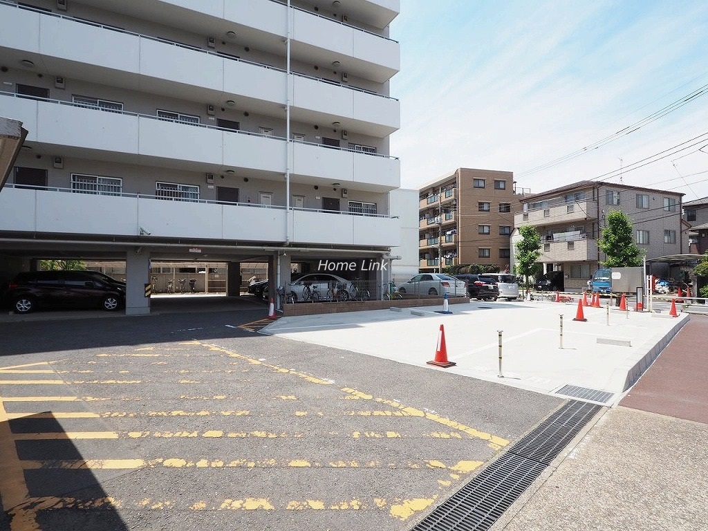 中銀第2城北パークマンシオン　駐車場