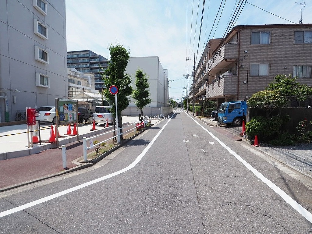 中銀第2城北パークマンシオン　前面道路