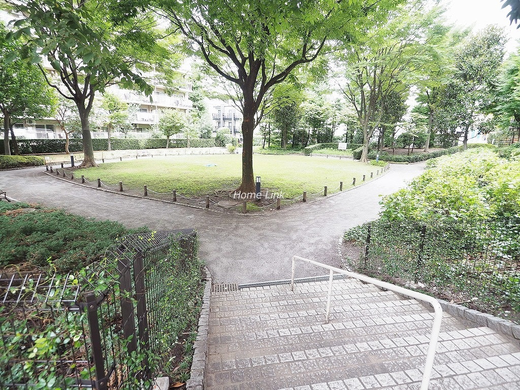 小豆沢パークファミリアA棟　共用部