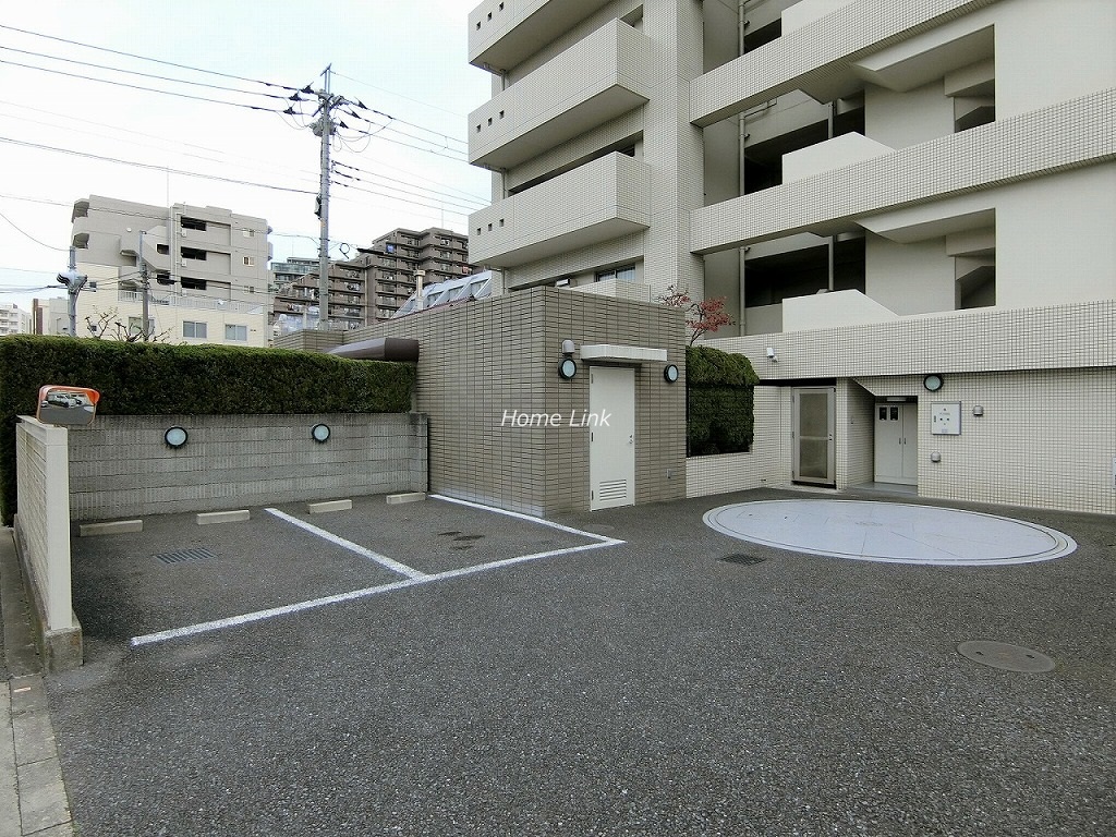 小豆沢パークホームズ　駐車場