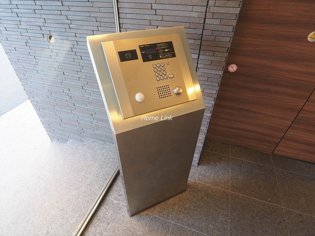アデニウム志村三丁目　オートロック
