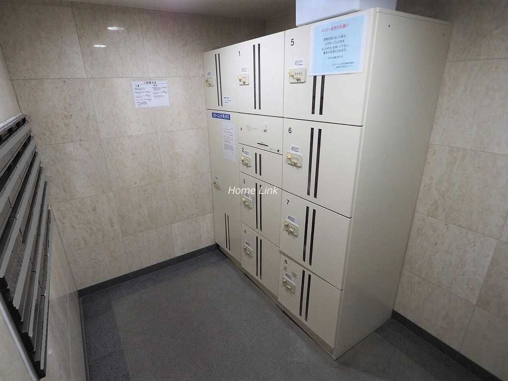 コニファーコート志村弐番館　宅配ボックス