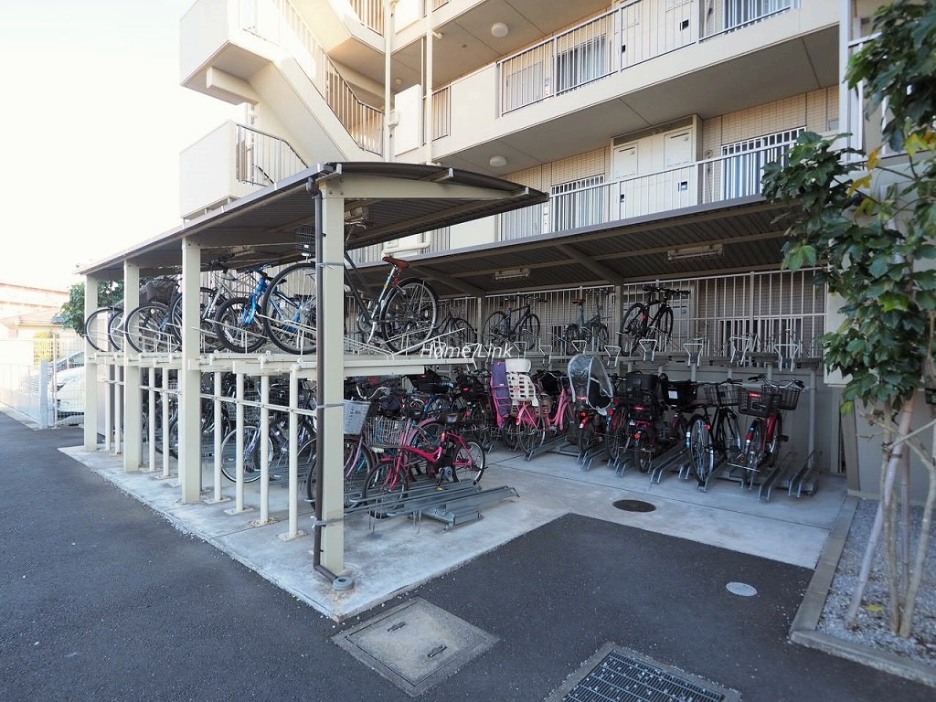 サンクレイドル東武練馬弐番館 駐輪場