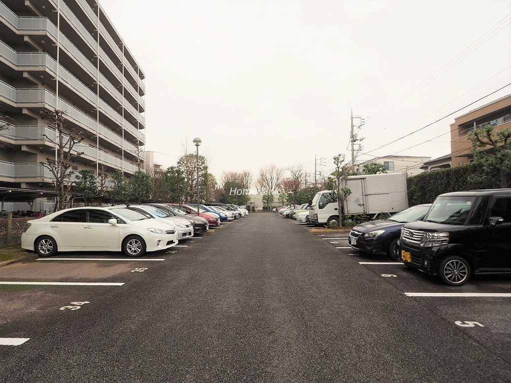 パルシティ徳丸　駐車場