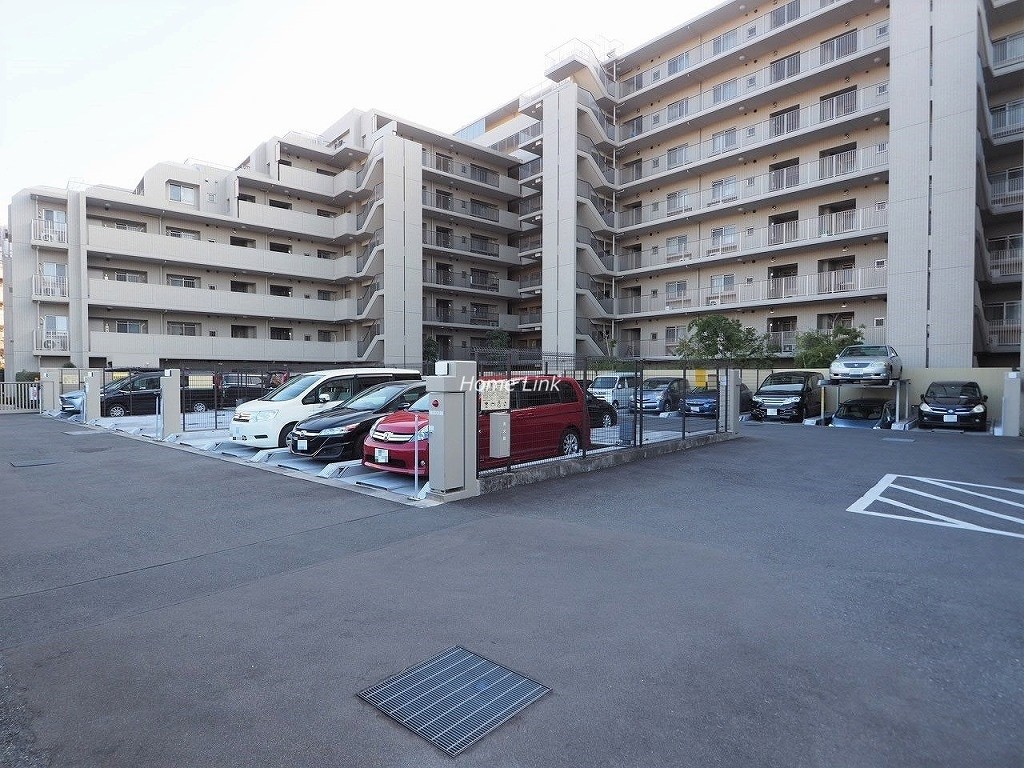 プリズムヒル　駐車場