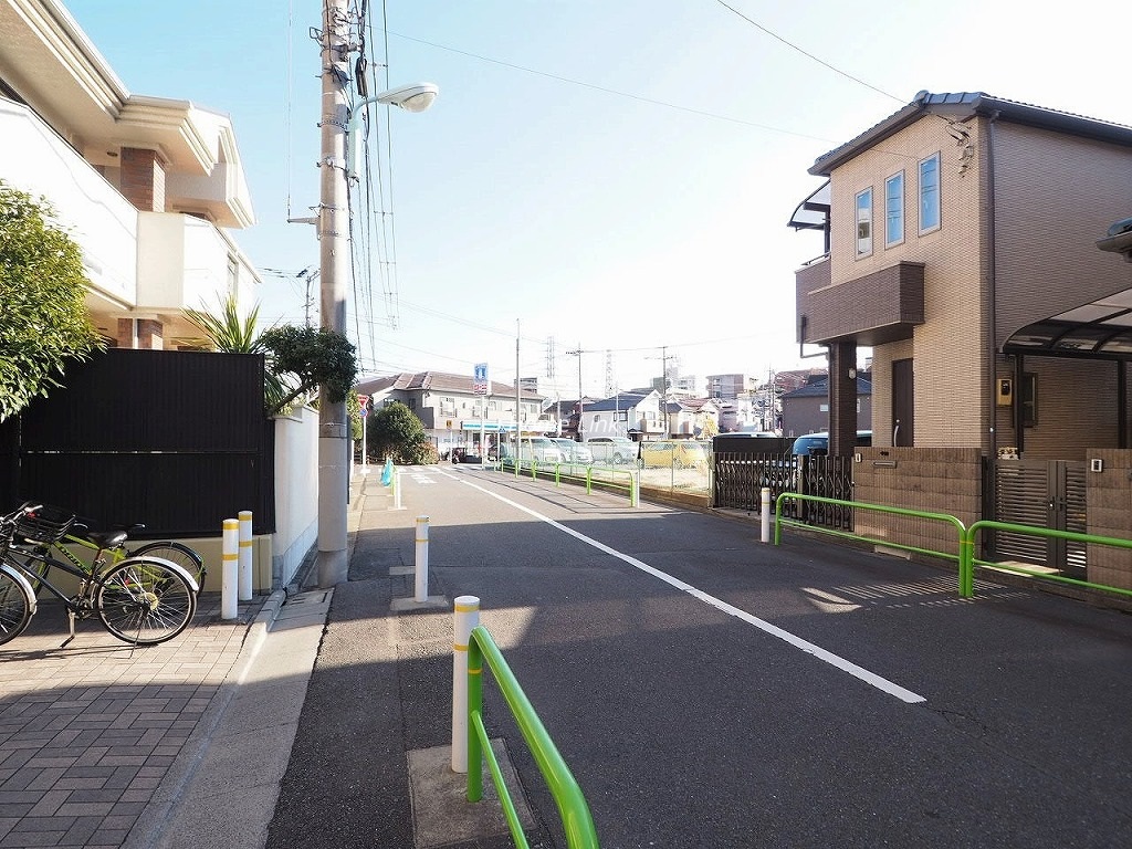 プリズムヒル　前面道路