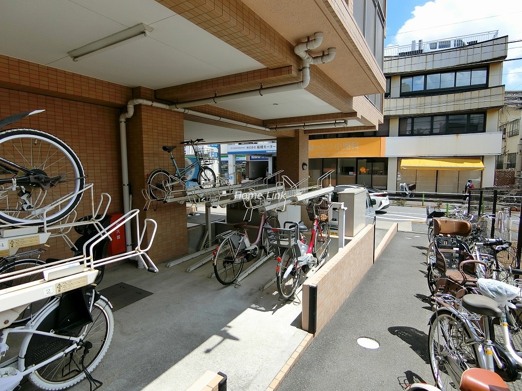 ヴェル・クレール板橋前野町 駐輪場