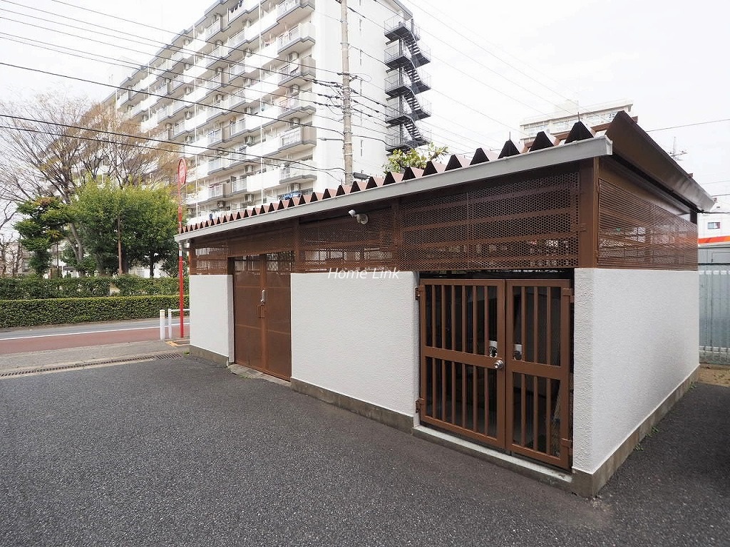 志村スカイハイツ ゴミ置き場