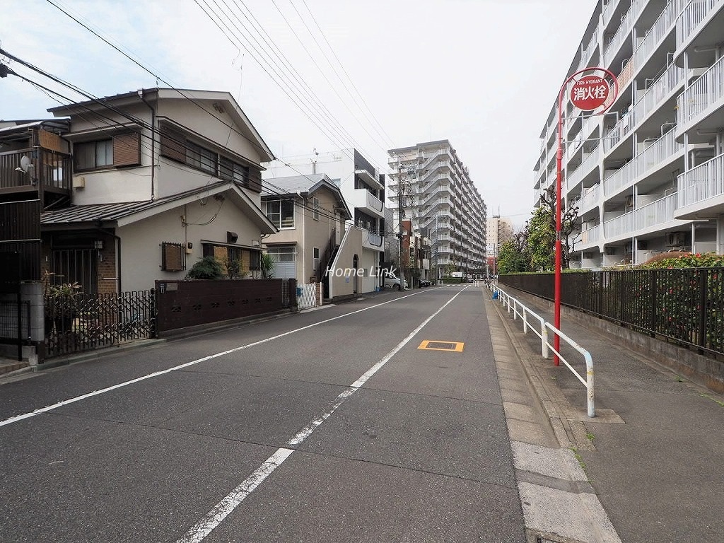 志村スカイハイツ 前面道路歩道