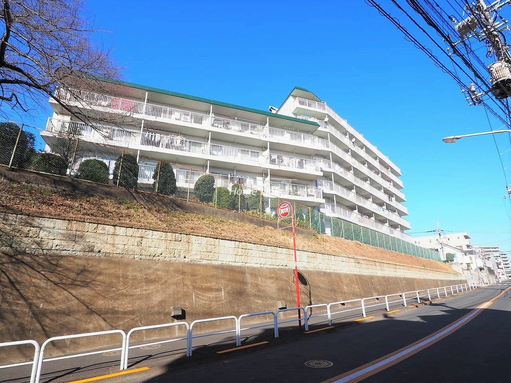 志村城山公園ハイデンス　外観