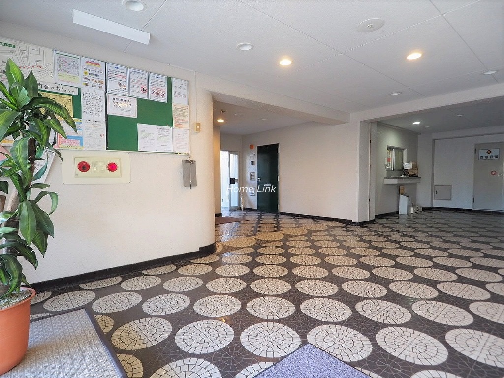 志村城山公園ハイデンス　エントランスホール