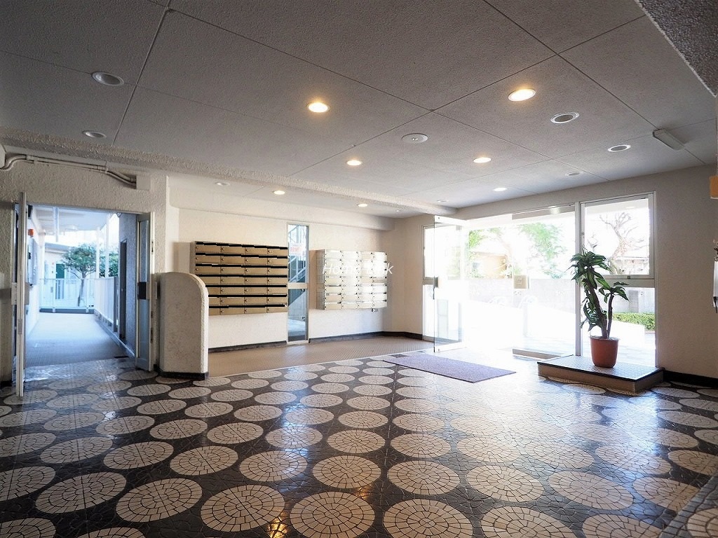 志村城山公園ハイデンス　エントランスホール