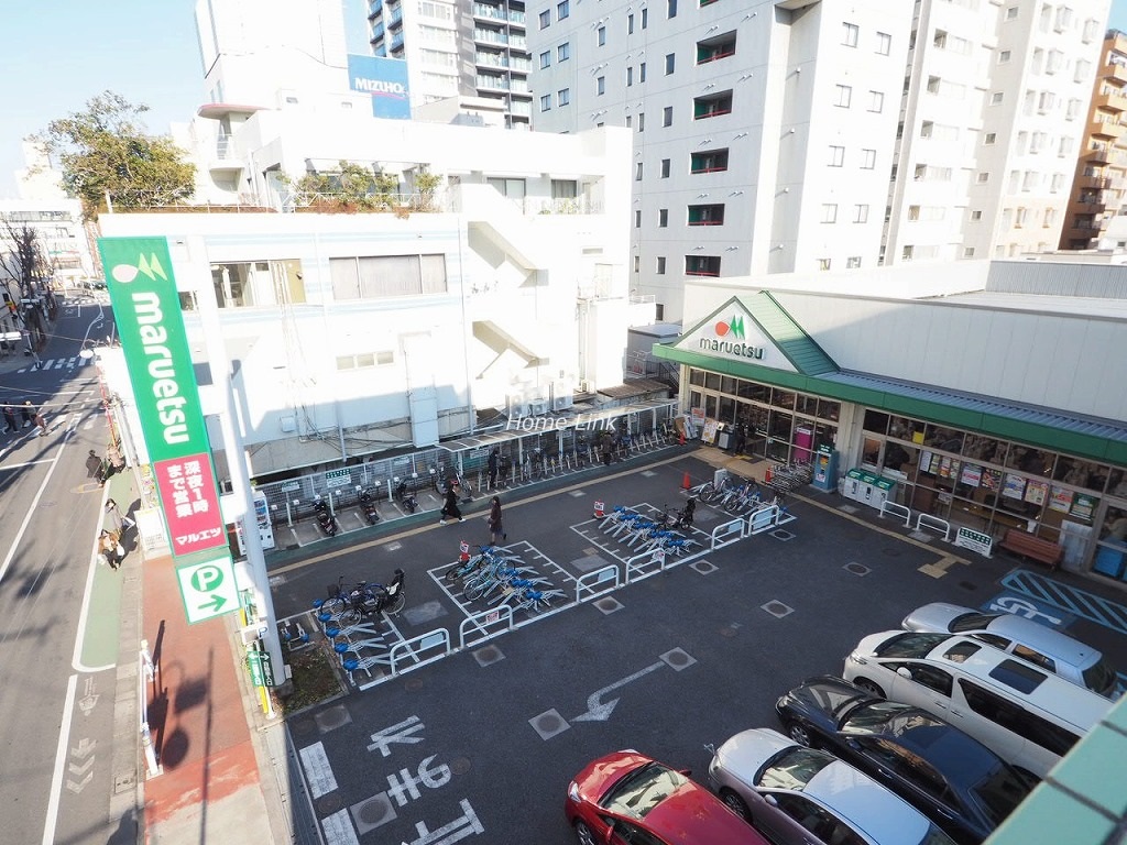 成増グリーンハイツ　マンション隣マルエツ