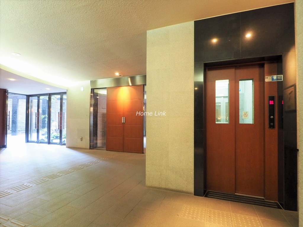 コスモ小竹向原ガーデンフォルム エレベーター