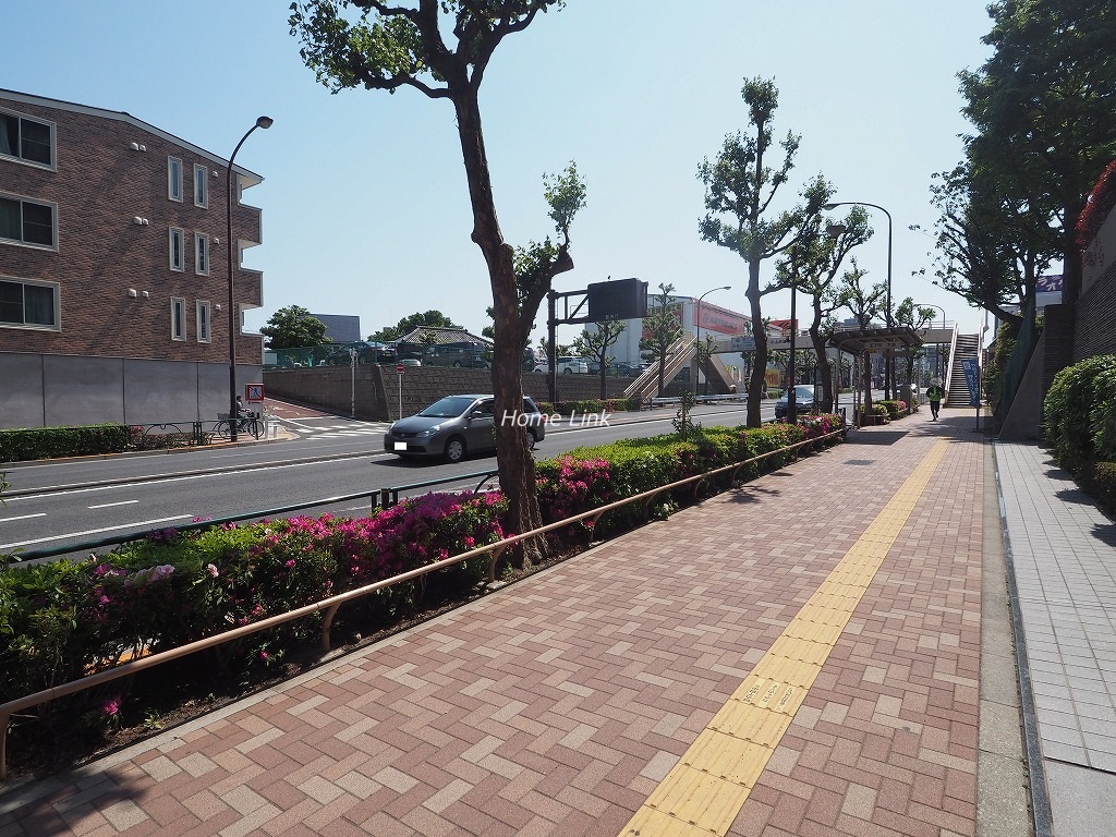 コスモ小竹向原ガーデンフォルム 前面道路歩道