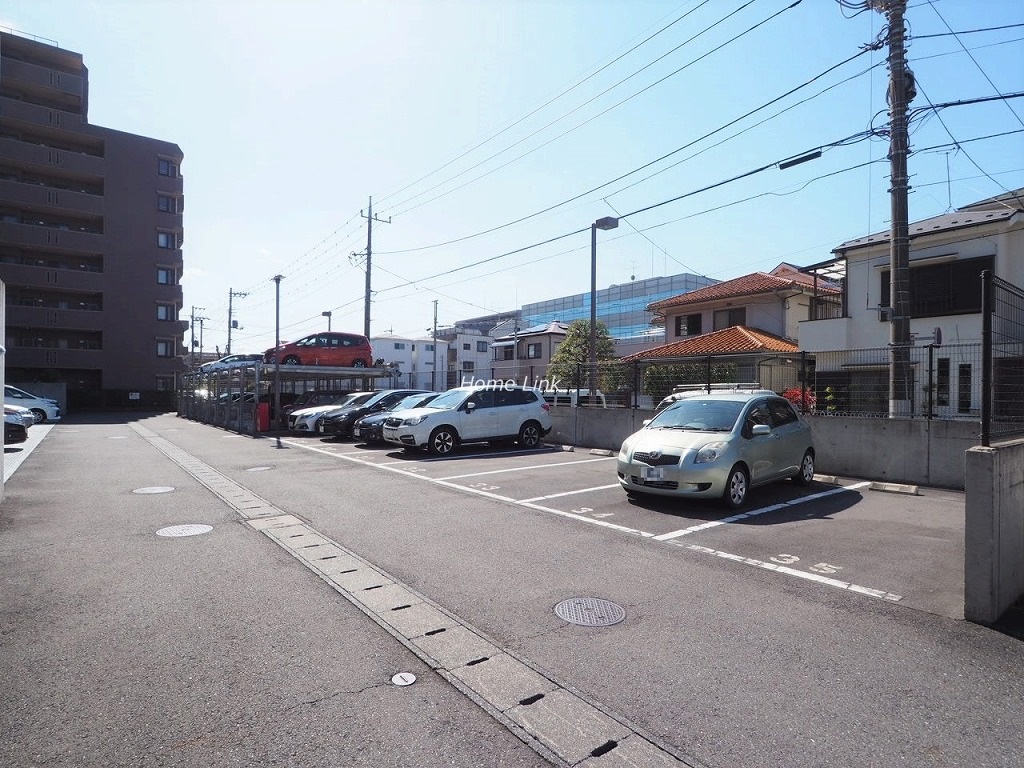 コスモ川口ガーデンスクエア　平置き駐車場