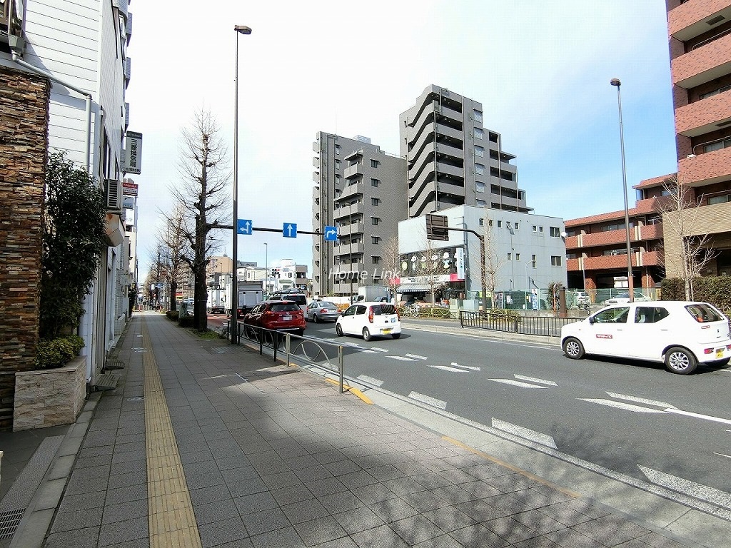 ジオときわ台プレミアムプレイス　前面道路歩道