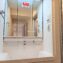 上板橋サンライトマンションB棟2階　三面鏡の洗面化粧台