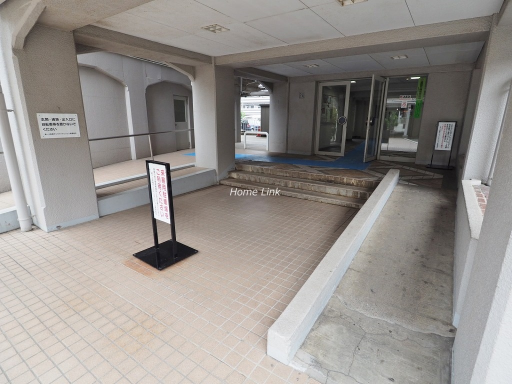 第1上板橋サンライトマンションAH棟 エントランス