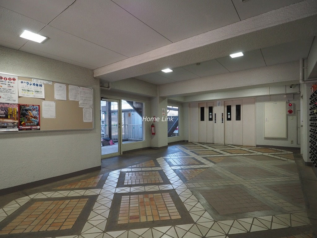 第1上板橋サンライトマンションAH棟 エントランスホール