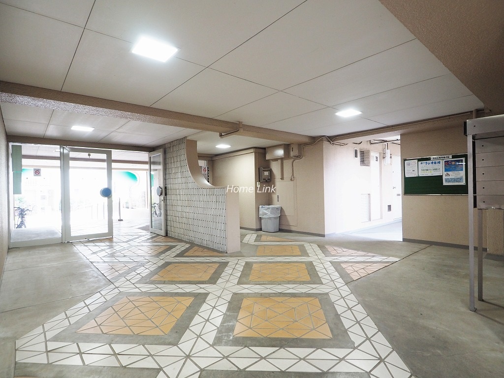 第1上板橋サンライトマンションB棟 エントランスホール