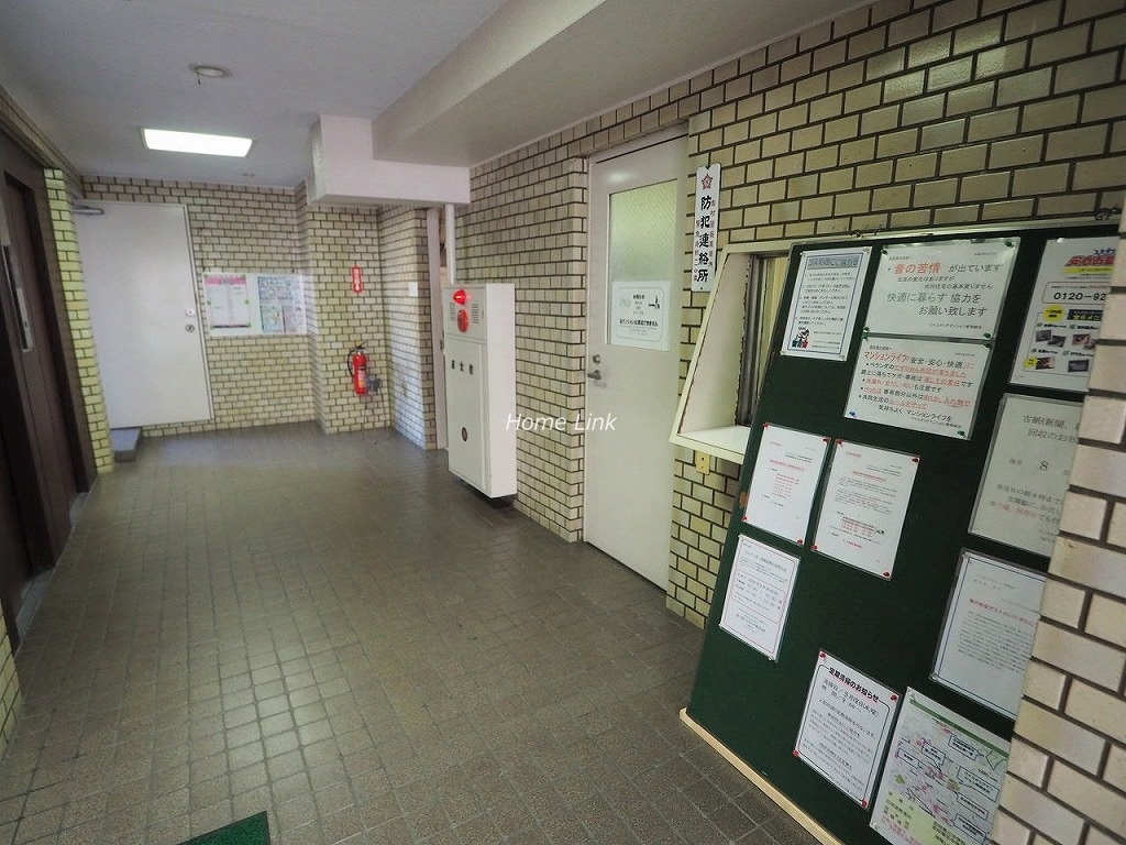 ウィスタリアマンション板橋志村　エントランス