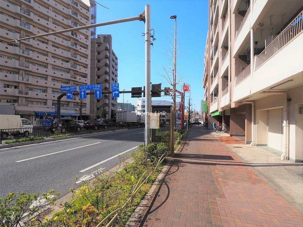 ウィスタリアマンション板橋志村　前面道路歩道