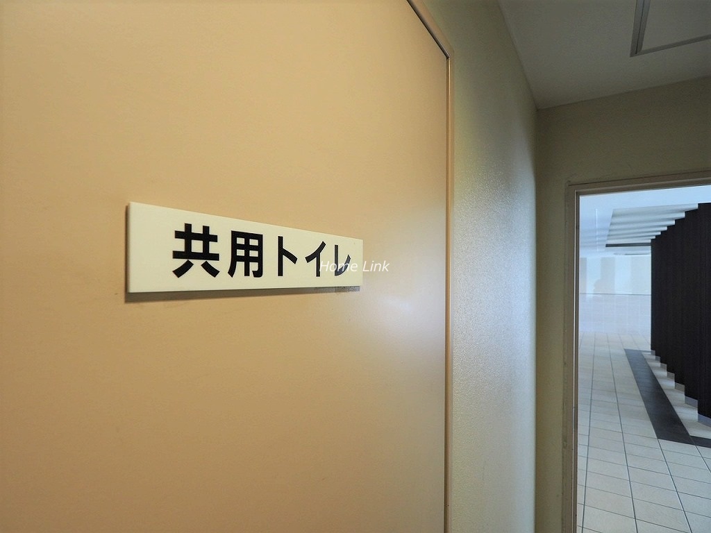 グランスイート浮間舟渡 共用トイレ