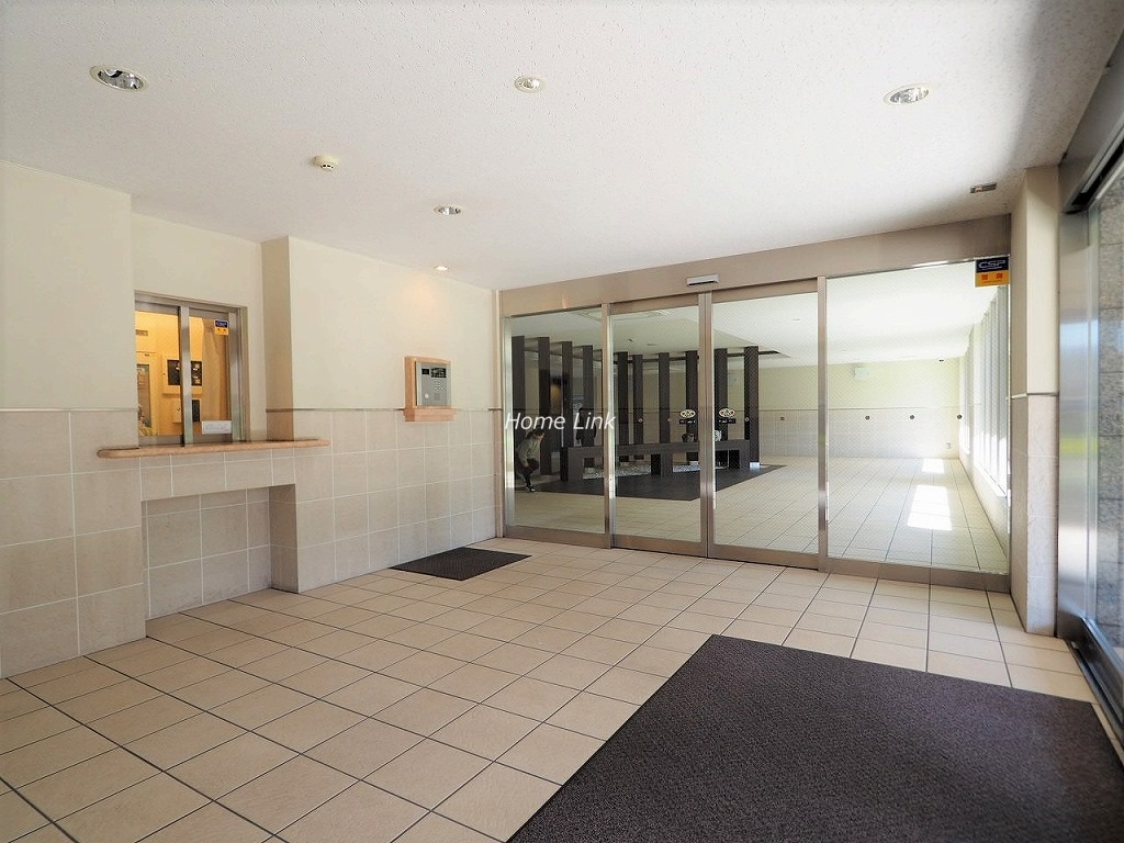 グランスイート浮間舟渡 エントランス管理人室